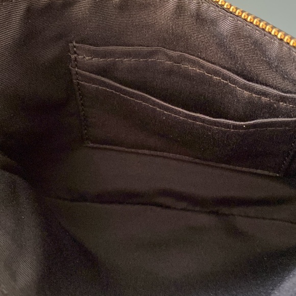 NWT - Coach Wristlet Navy Blue - Picture 4 of 6